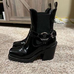 Louis vuitton Limitless leather Moto ankle boots